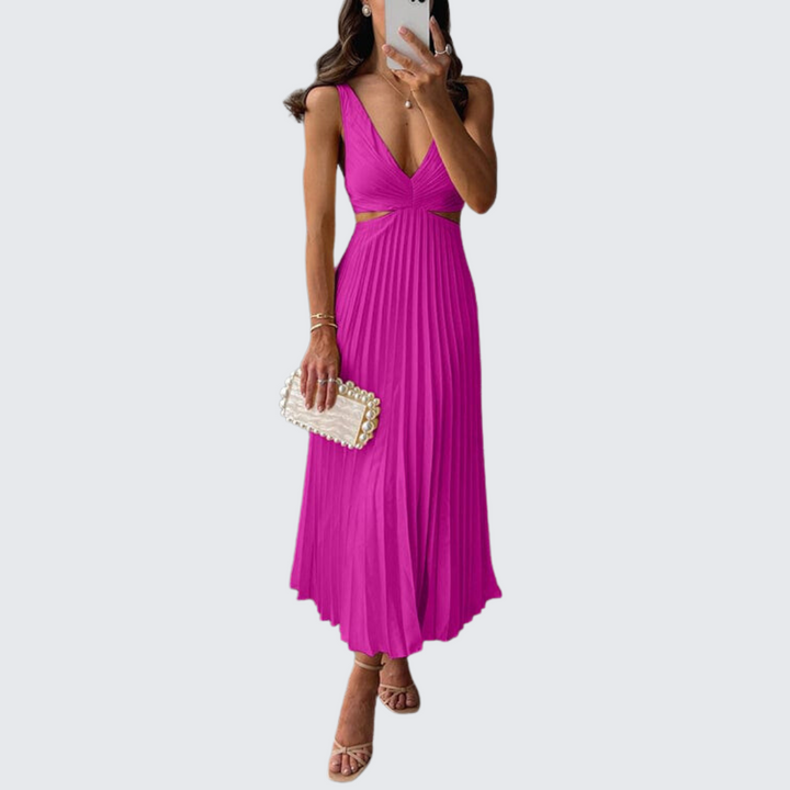 KESLEY™ | PLEATED DRESS WITH NECKLINE