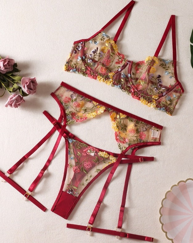 Daisy | 3-piece French lingerie set